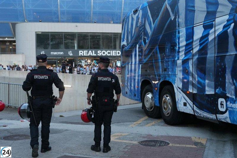 Dos agentes de la Ertzaintza heridos durante dispositivo de seguridad en la Copa del Rey en San Sebastián.