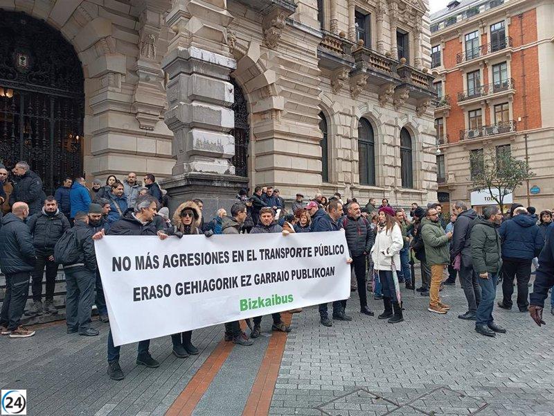 Huelga convocada por sindicatos en Bizkaibus por agresiones a trabajadores.