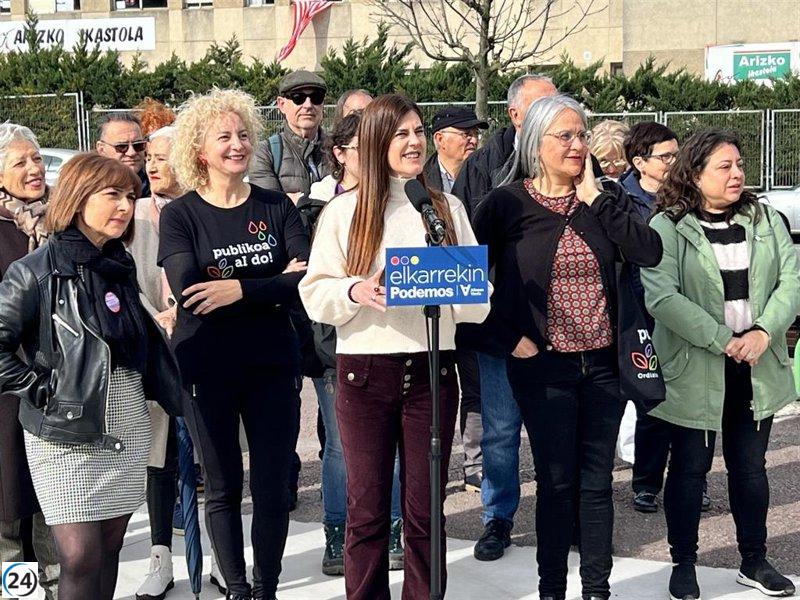 Podemos planea derogar ley de Educación y crear una nueva para reducir las diferencias socioeconómicas.