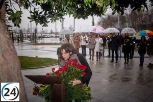 Vitoria-Gasteiz conmemora a las víctimas del 11-M con emotivo homenaje.