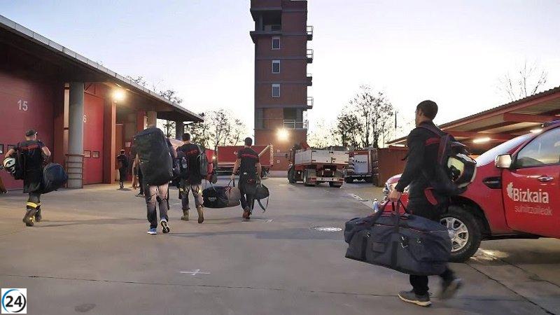Bizkaia despliega un tercer equipo de Bomberos para apoyar en Valencia.