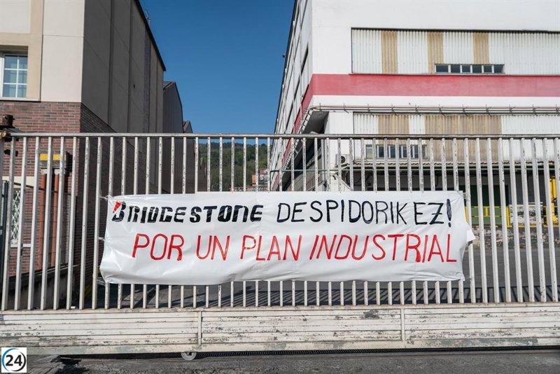 Empleados de Bridgestone Basauri inician huelga el viernes mientras continúan las negociaciones del ERE.