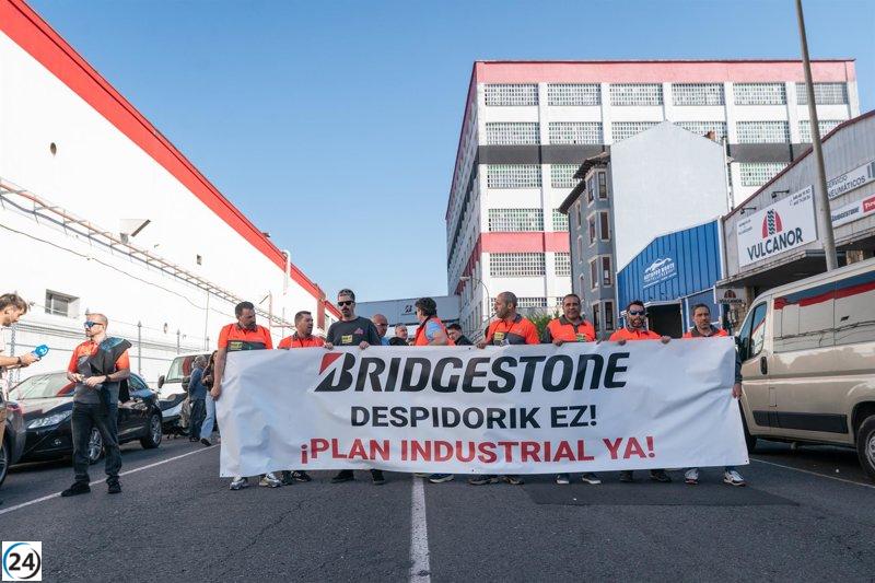 Segunda jornada de huelga en Bridgestone Basauri con apoyo unánime de los trabajadores.
