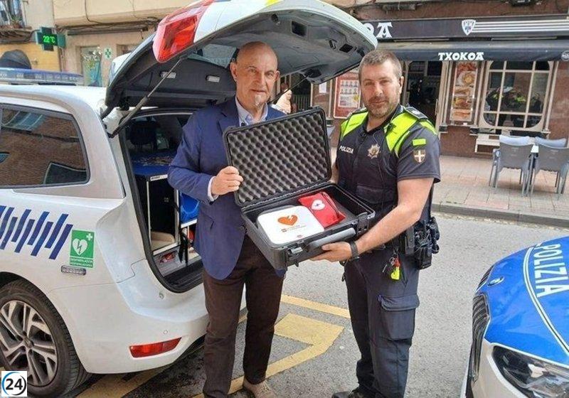 Policías de Barakaldo resucitan a un hombre tras un incidente violento con un desfibrilador.