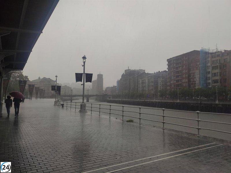 Euskadi emite alerta amarilla por fuertes lluvias de más de 20 l/m2 en el interior.