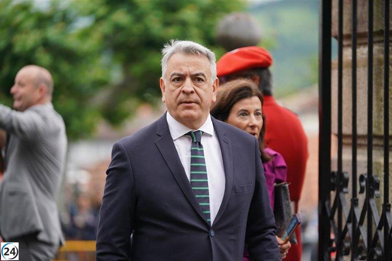 Andrés (PP) sostiene que las tensiones entre PNV y PSE revelan la influencia del PSOE en el Gobierno Vasco.