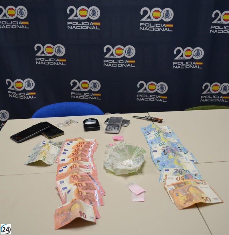 Cae red clandestina de narcotráfico en pub de Irun: arrestan a la dueña y dos cómplices.