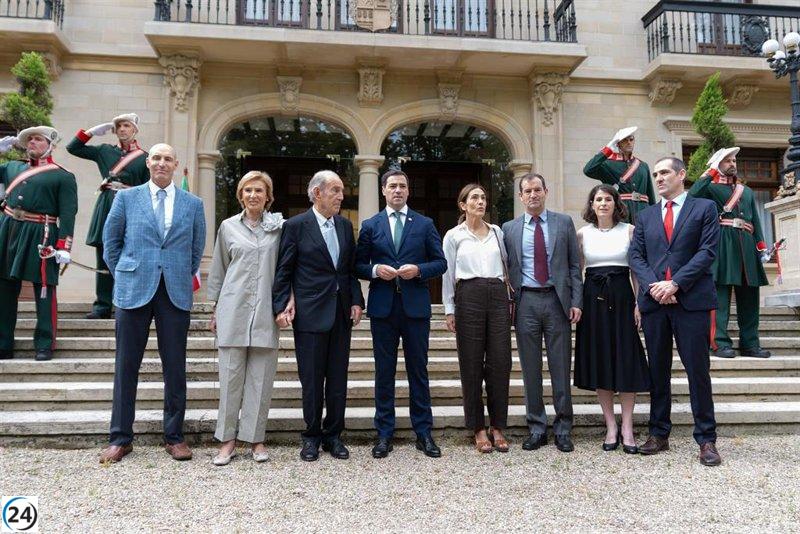 Pradales destaca al primer Gobierno Vasco post-dictadura como la base de la Euskadi contemporánea.