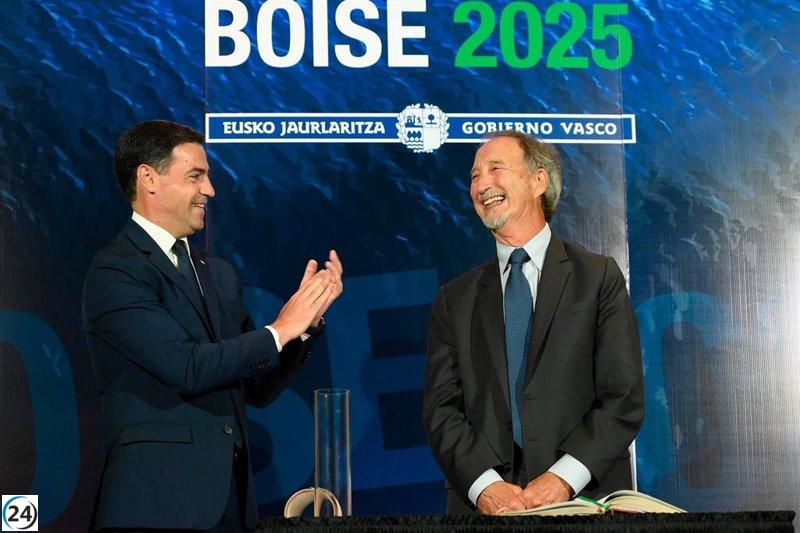 El Lehendakari reconoce a Carmelo Urza con el galardón 'Lan Onari' por promover la cultura vasca globalmente.