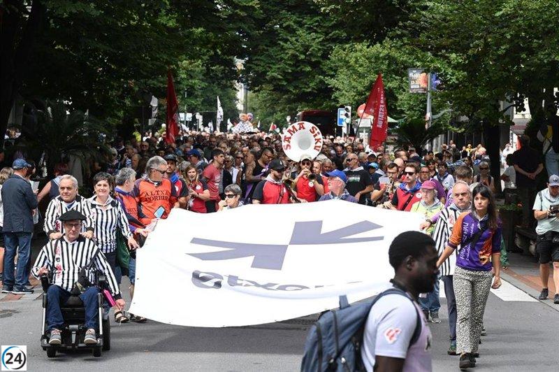 La protesta de Sare exige el cese de políticas excepcionales para el regreso de exiliados y prisioneros de ETA.