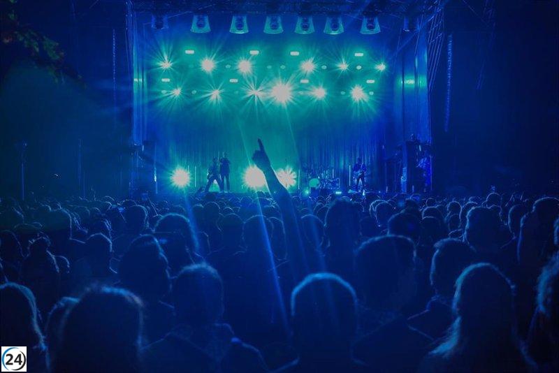 Aste Nagusia de Bilbao atrae a 1,5 millones, con una gran mayoría disfrutando de los fuegos artificiales.