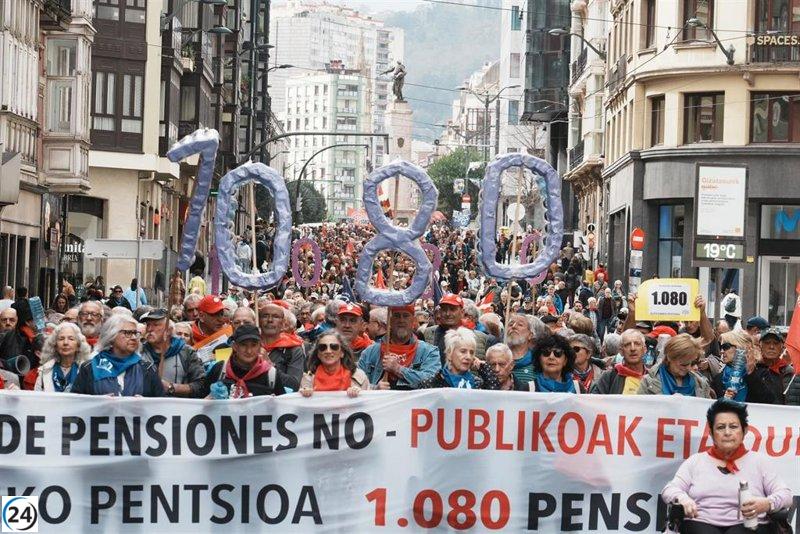 EH Bildu alerta al Gobierno Vasco sobre las repercusiones de no elevar las pensiones al SMI.