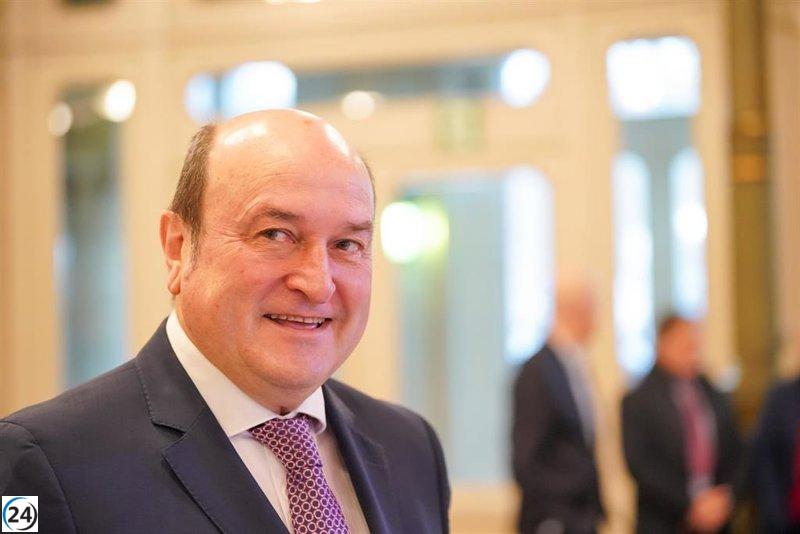Andoni Ortuzar se une a PwC como asesor externo tras su salida del PNV.