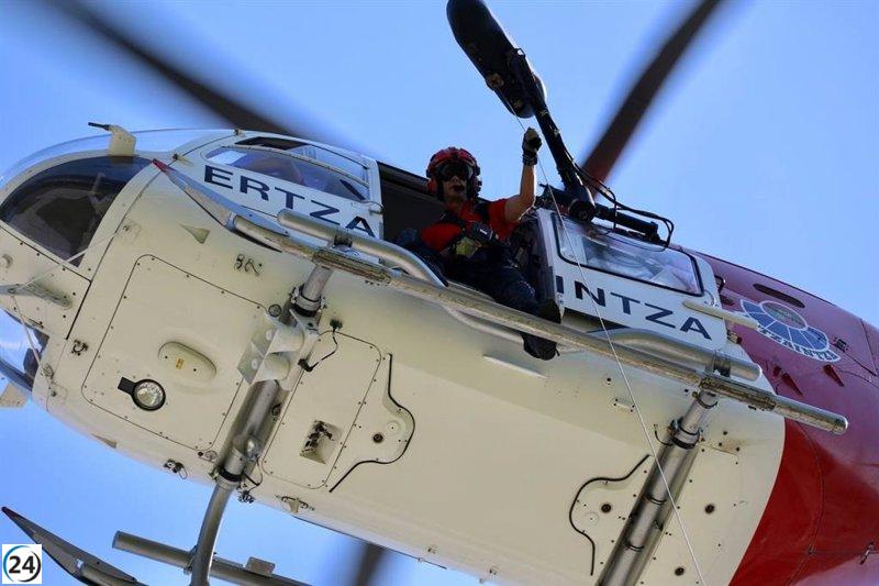 Ciclista herido en Oñati es evacuado por helicóptero tras accidente en Urbia.