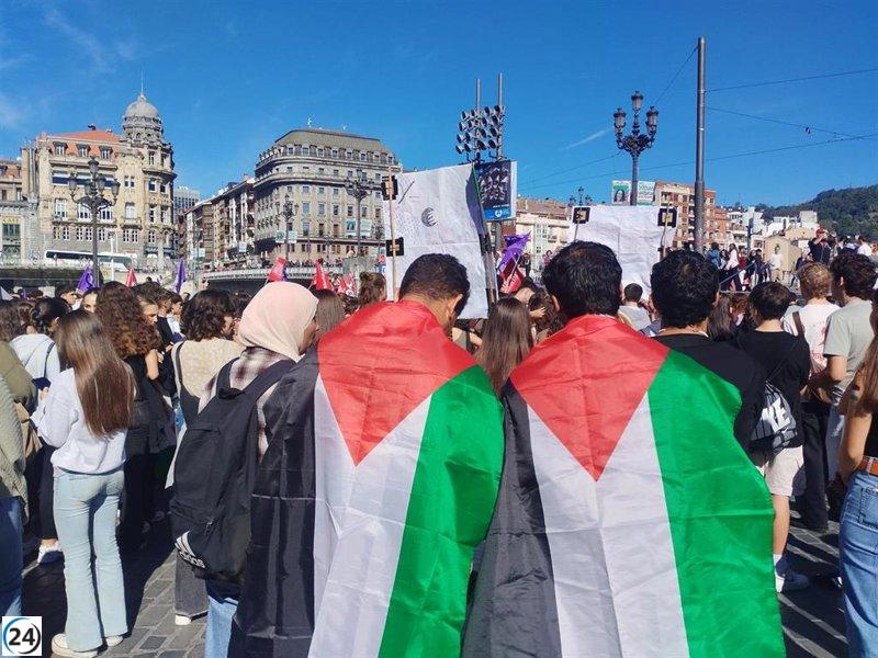 Estudiantes en Bilbao protestan masivamente contra la 
