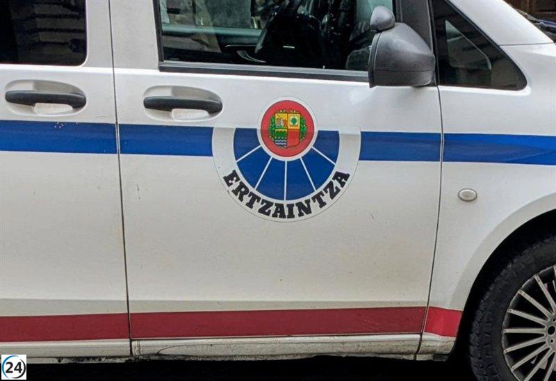 Arrestan a mujer en Urretxu por atacar a su pareja con un cuchillo.