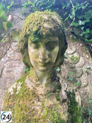 Hallan escultura de ángel protector de José Larrea en ruinas de iglesia en Sopuerta.