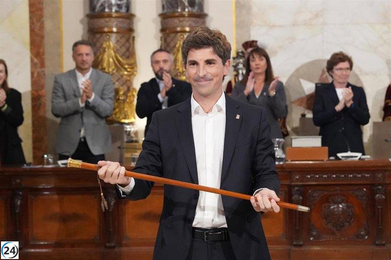 Jon Insausti asume la alcaldía de San Sebastián con el objetivo de revitalizar la ciudad y fomentar la colaboración.