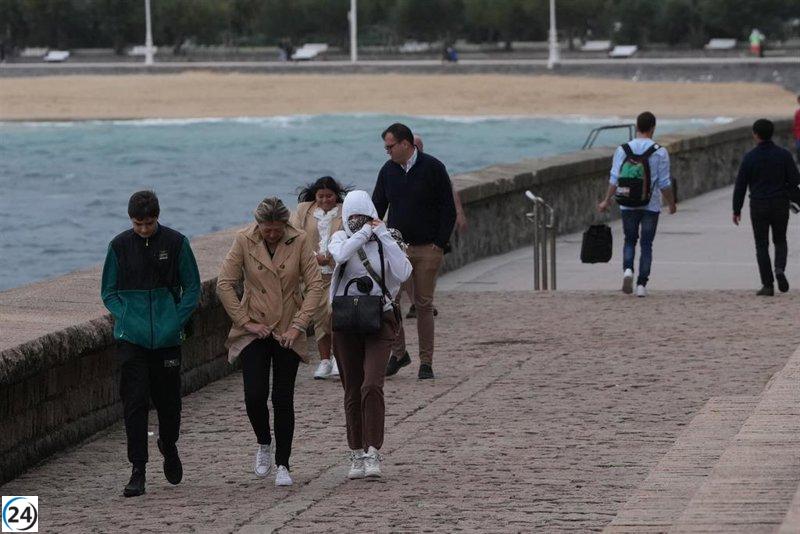 Clima variable en Euskadi: Sol y nubes matutinas seguidas de lluvias al caer la tarde este viernes.