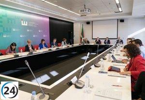 Mesa de Diálogo Social acuerda mejoras en empleo de jóvenes, mayores de 45 años y sector de cuidados.
