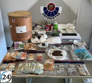 Detenido en Durango por posesión de 3 kg de 'speed' y más de 10.000 euros en efectivo.