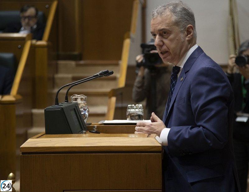 Urkullu acusa a EH Bildu de abrirle las puertas al Estado en el ámbito competencial vasco.