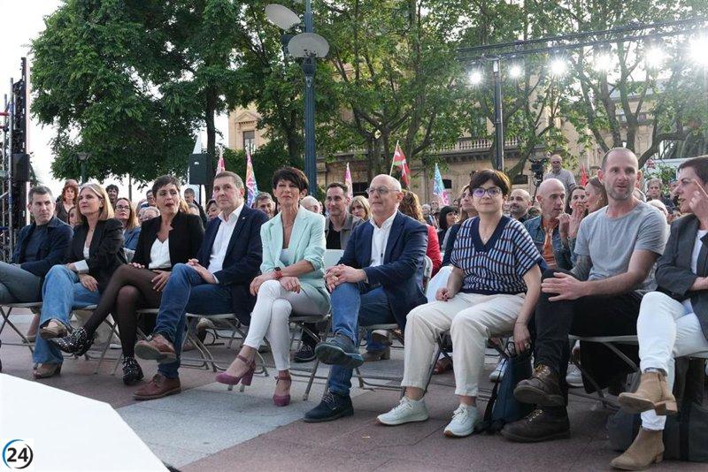 Otegi asegura que EH Bildu lo ha hecho bien y que la gente le agradecerá el domingo.