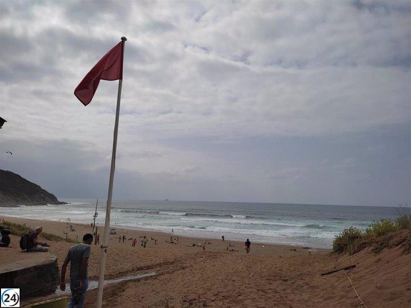 Playas de Vizcaya con bandera roja, solo Ereaga, Arrigunaga, Azkorri, Gorliz, Laidatxu, Ea, Ogella e Isuntza están abiertas.