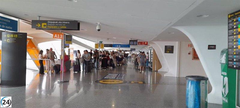 Récord histórico en vuelos: 664.039 pasajeros en un mes en el Aeropuerto de Bilbao.