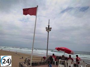 Autoridades prohíben el uso de baños en múltiples playas de la Costa Vasca