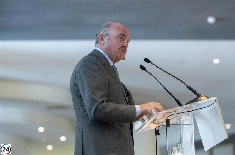 De Guindos pronostica una leve disminución de la inflación y avizora una economía estancada.