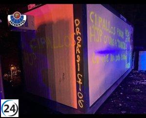 Erkoreka repudia el incendio de una excavadora en Renteria y mensajes ofensivos hacia la Erzaintza.