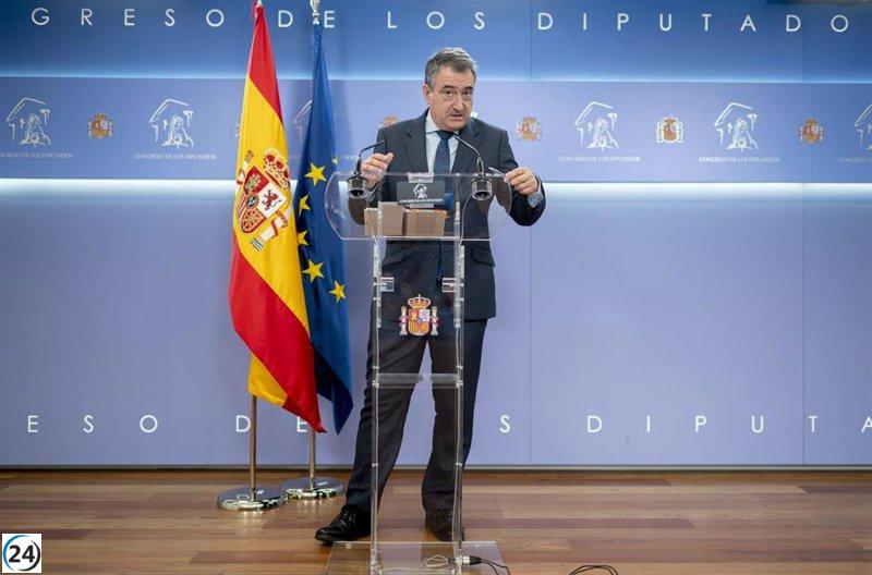 Gobierno y PNV acuerdan ampliar el contrato de relevo e incorporar los impuestos a bancos y compañías de energía en el sistema foral
